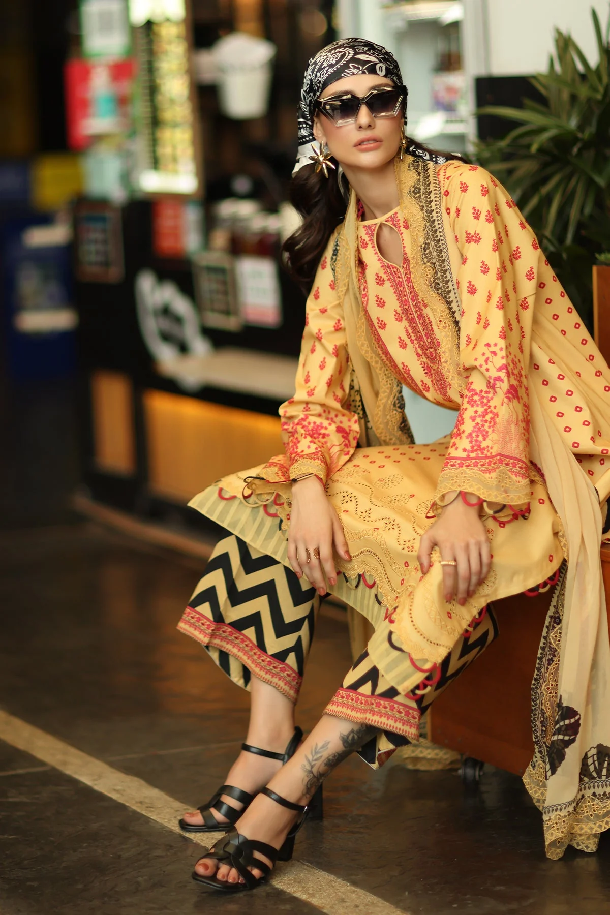 3-PC Embroidered Lawn Collection CH6-18 PSOK - Image 5
