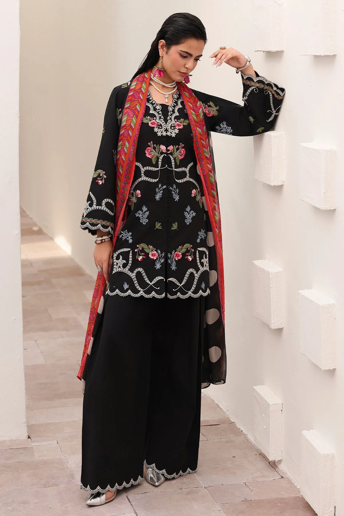 3-PC Stitched Embroidered Lawn Collection CNP-6-222 - Image 3