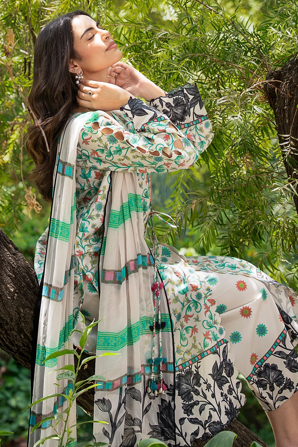3-PC  Printed Lawn Suit CP6-27 PSOK - Image 6