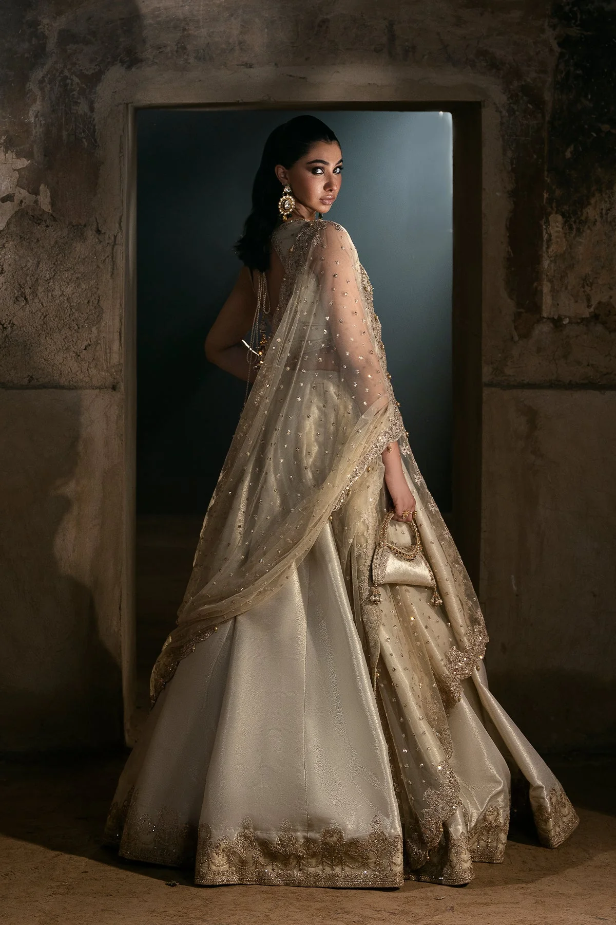 Mehreen - Image 4
