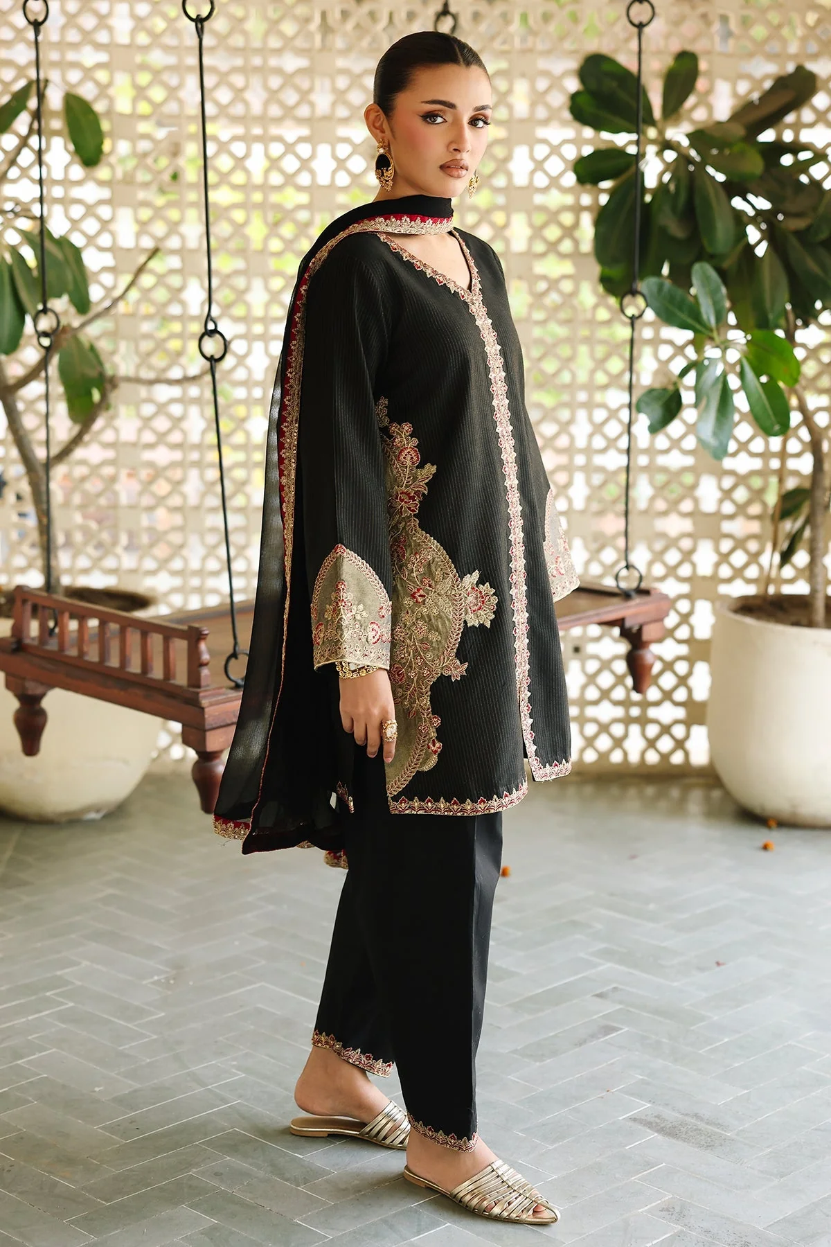 3-PC Embroidered Zarri Lawn  CMA-6-281 - Image 4