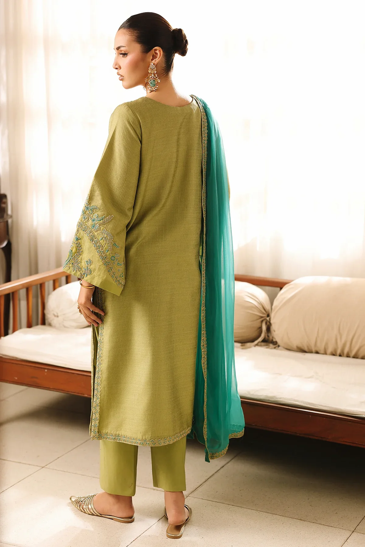 3-PC Embroidered Zarri Lawn CMA-6-286 - Image 4