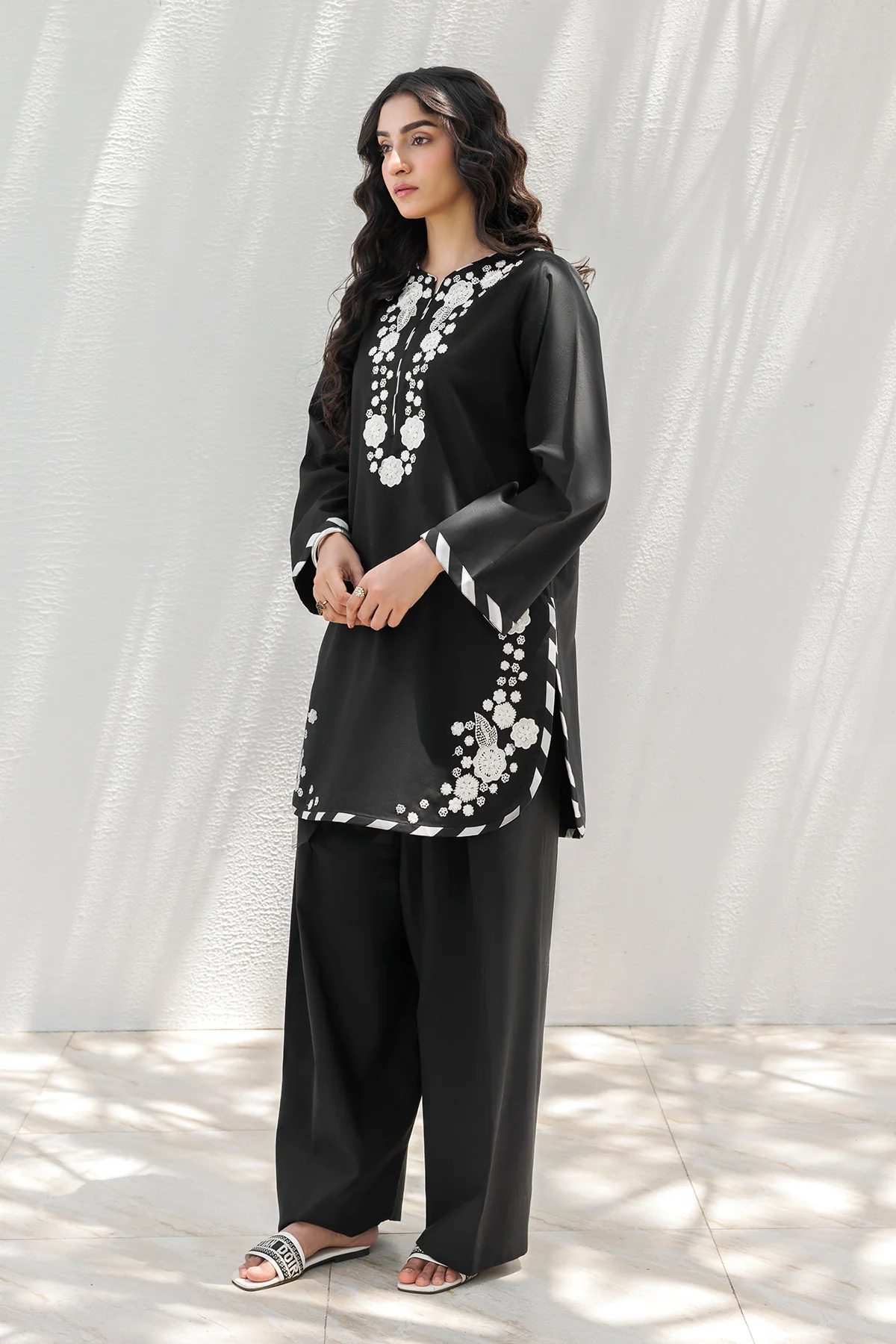 2-PC Embroidered Cotton Suit CNP-5-178 - Image 4